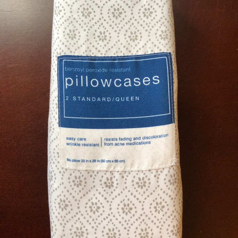 NEW Benzoyl Peroxide Acne Medications Resistant Pillowcases (2)